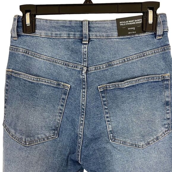 DIVIDED H&M Cut Off Regular Waist Jean Shorts Jorts 9" Inseam Distressed sz 4 - Picture 10 of 15